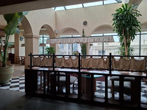 عکس کافه رستوران بلا ویستا