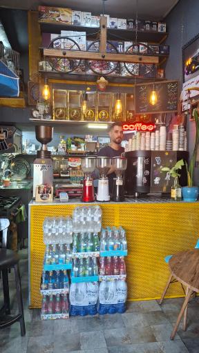 عکس کافه بیست