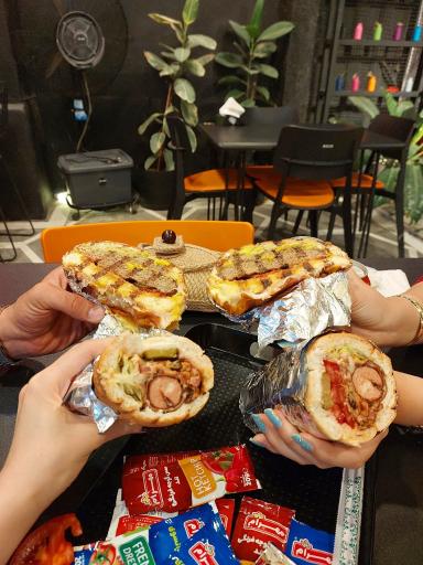 عکس برگر سجاد 