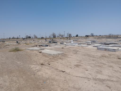عکس قبرستان روستای قوش علیجان