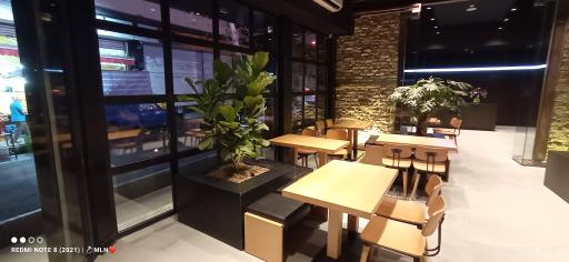 عکس فست فود شیلا (شعبه اختیاریه)