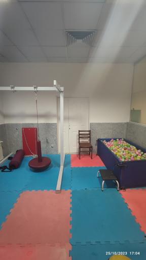 عکس کاردرمانی و گفتاردرمانی دانشگاه شهید بهشتی