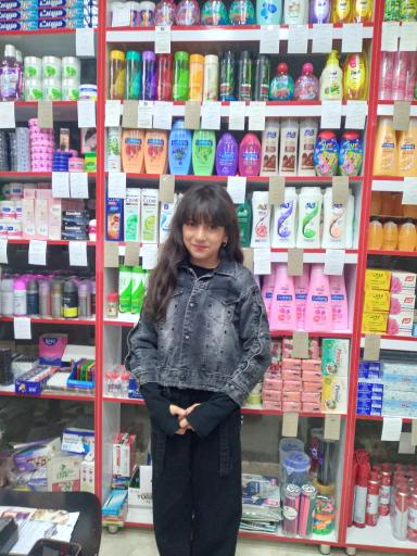 عکس هایپرمارکت هاشم داوری