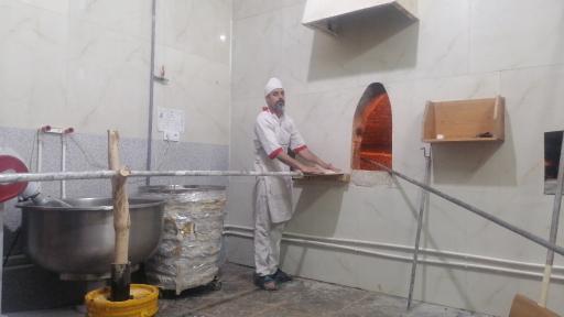 عکس نانوایی سنگکی جواد آقا