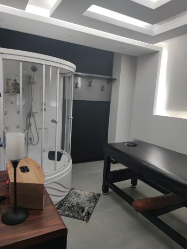 عکس دنیز ماساژ شعبه سعادت آباد 