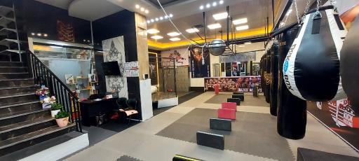 عکس باشگاه ورزشی کاظمی زاده