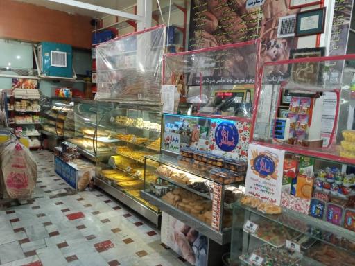 عکس کافه نان شیرینی عطر نان