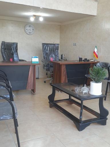 عکس مشاورین املاک اکازیون