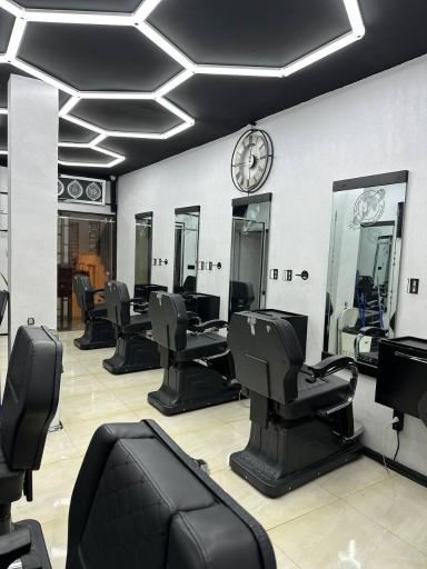 عکس آموزشگاه آرایشگری مردانه هفت حوض