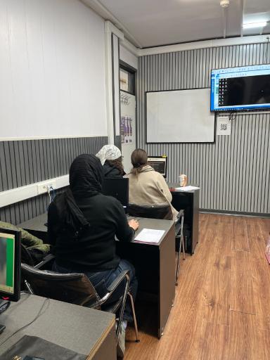 عکس آموزشگاه حرفه ای کالج اورست