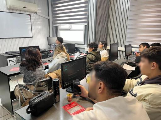 عکس آموزشگاه حرفه ای کالج اورست