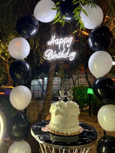 عکس سفره خانه ارام جان