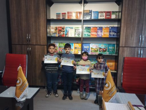 عکس آکادمی زبان های خارجی پردیسان