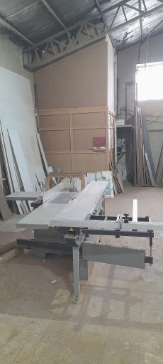 عکس کارگاه نجاری صنایع چوب باقری