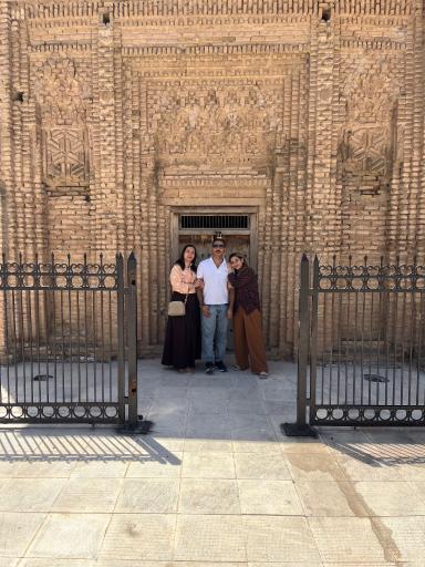 عکس بقعه پیر تاکستان