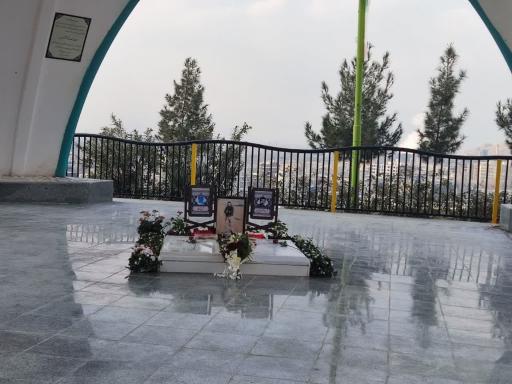عکس یادمان شهدای گمنام کوه سفید درچه