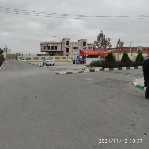 عکس سوپرمارکت و سوغات