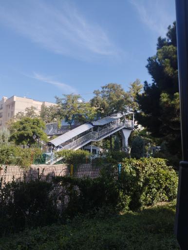 عکس پل عابر پیاده