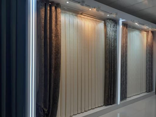 عکس پرده سرای جنوب