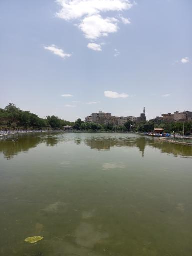 عکس دریاچه مصنوعی پارک وحدت