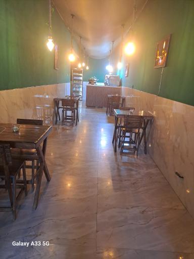 عکس کافی شاپ وانیا