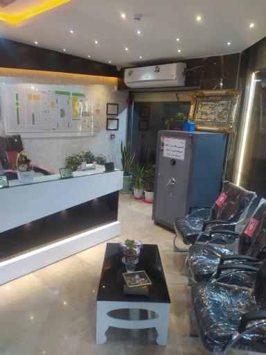 عکس گروه مشاورین املاک آپادانا