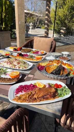 عکس رستوران رز گلد