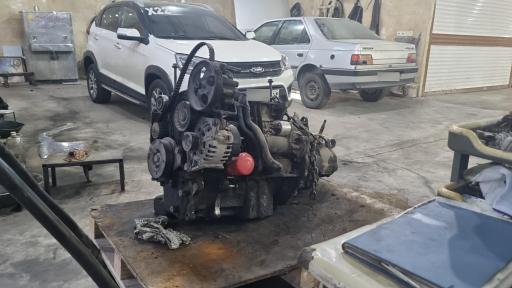 عکس تعمیرگاه مکانیکی عشقی