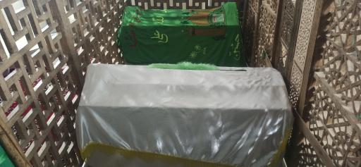 عکس مقبره کاوه آهنگر 
