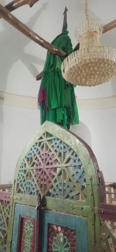 عکس مقبره کاوه آهنگر 