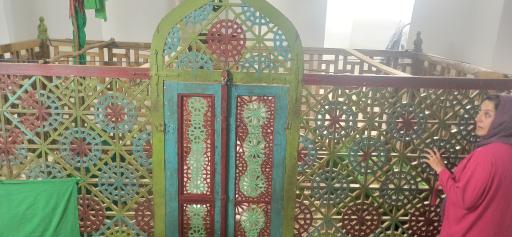 عکس مقبره کاوه آهنگر 