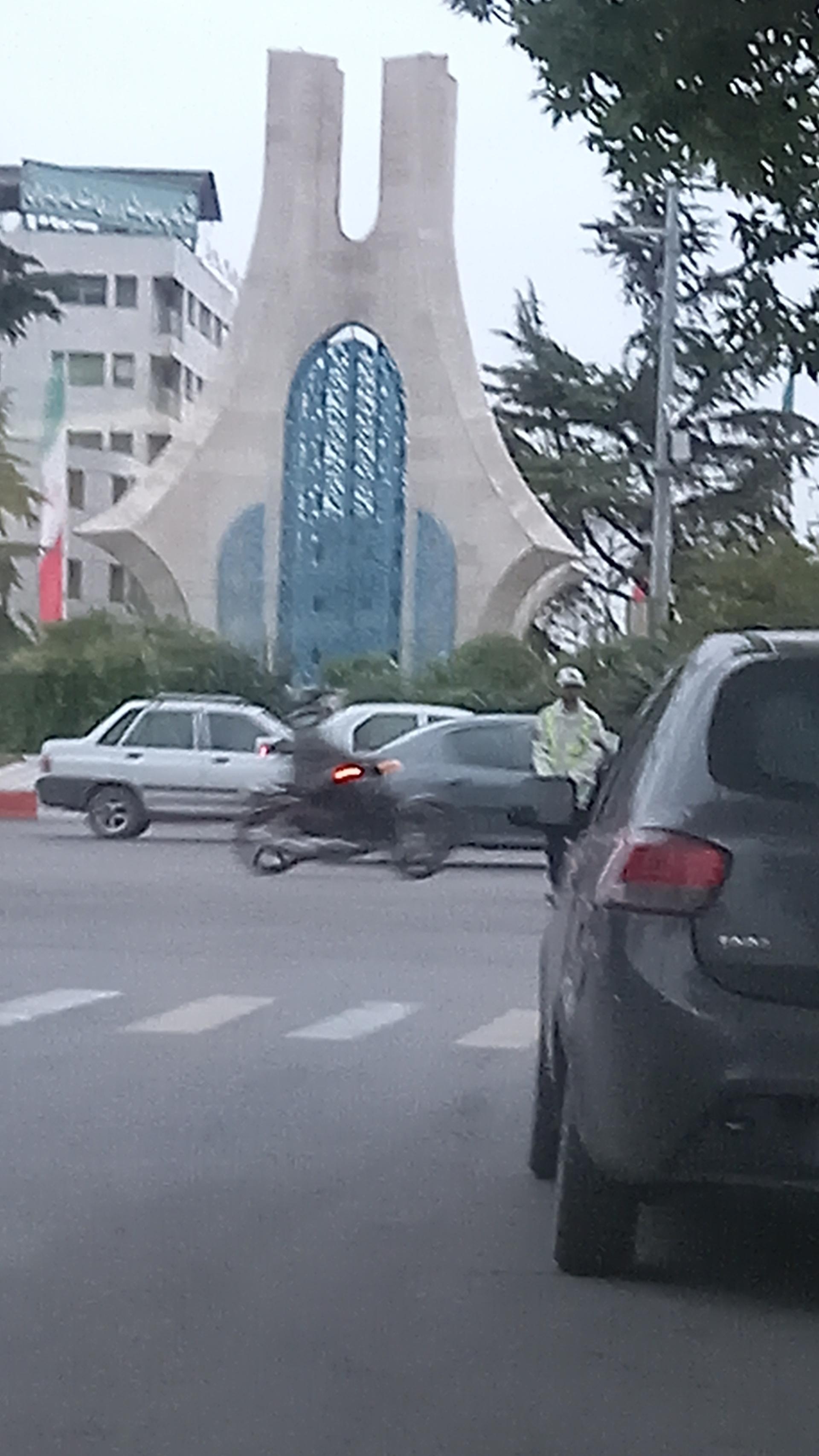 عکس میدان امام خمینی ساری