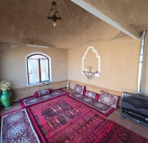 عکس سفره خانه و اقامتگاه باغ دلنشین 