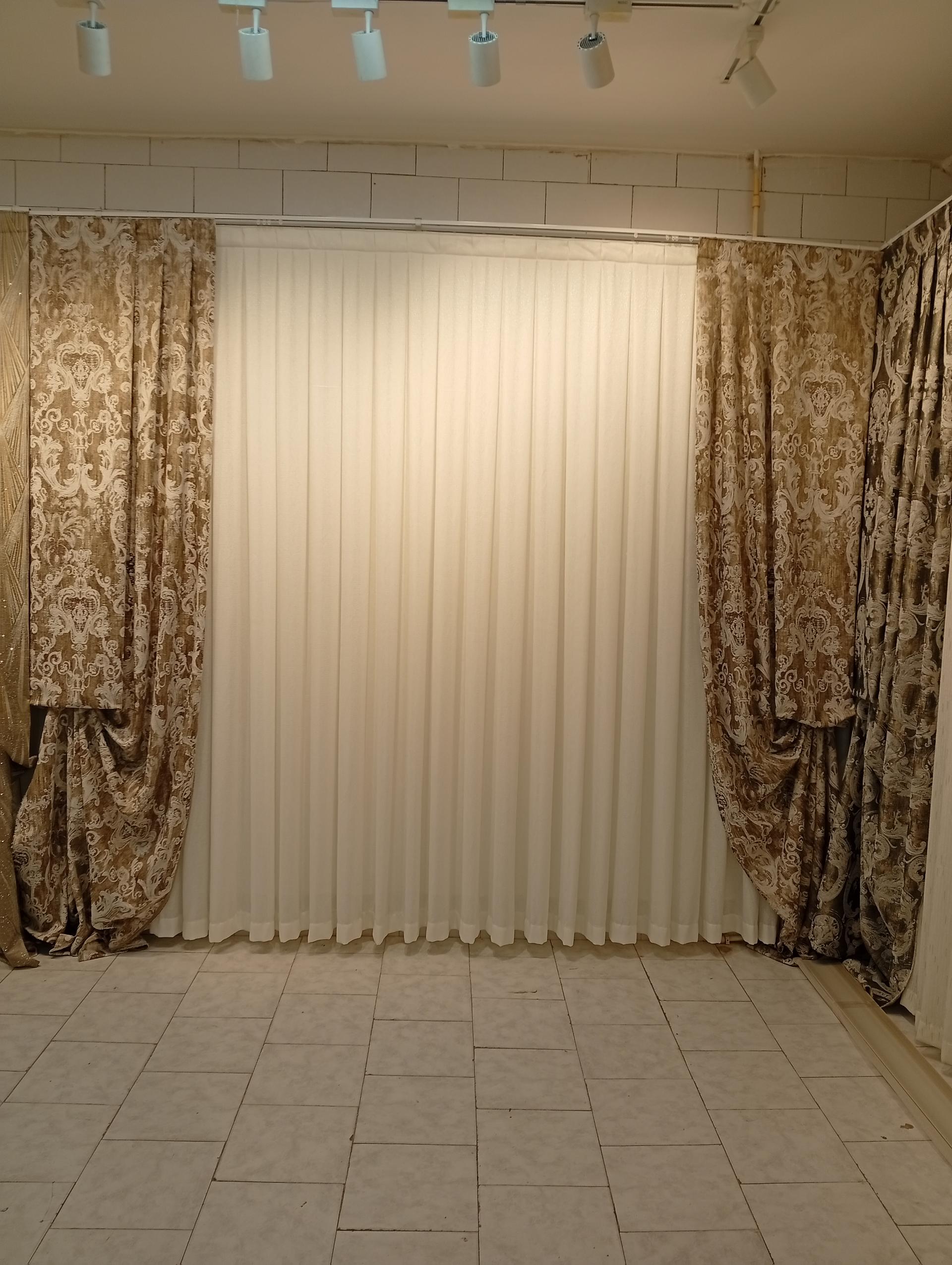 عکس پرده سرای تارا