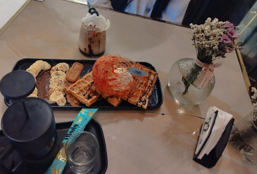 عکس کافه اولا