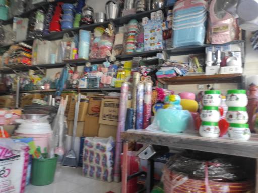 عکس پلاستیک فروشی