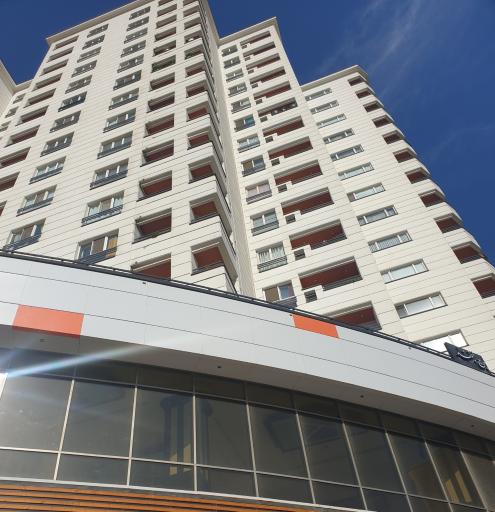 عکس برج لبخند