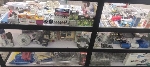 عکس تعمیرات لوازم خانگی تسلا