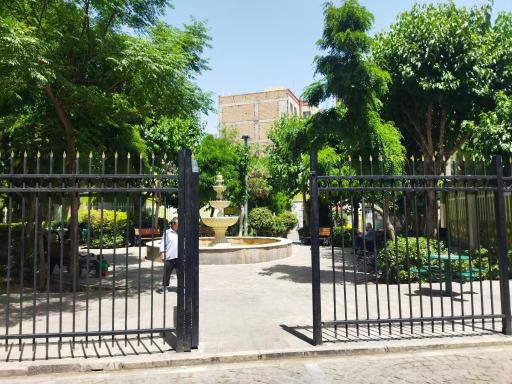 عکس بوستان لاله