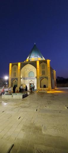 عکس مقبره بابا رکن الدین