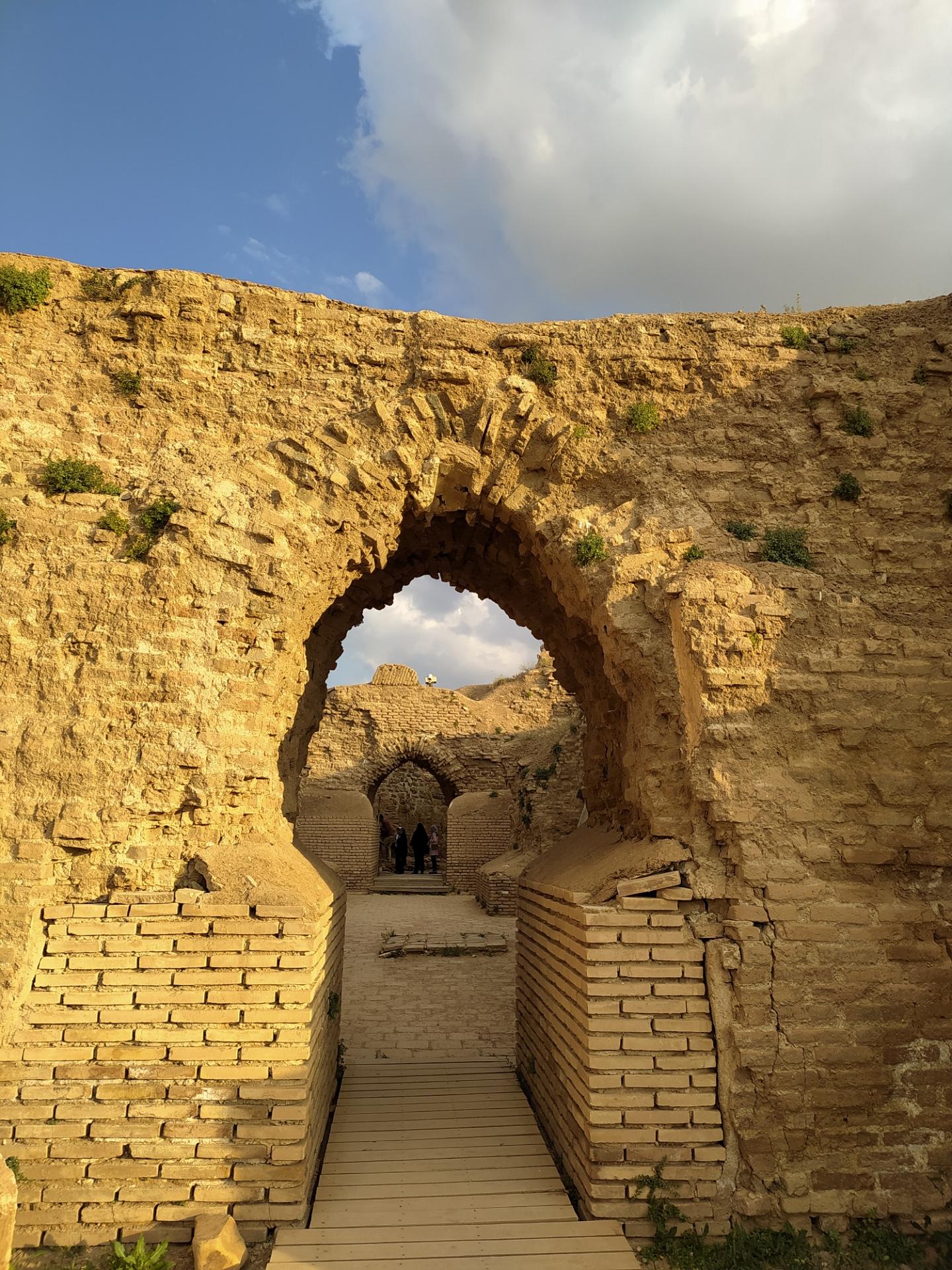 عکس آتشکده آذر گشنسب