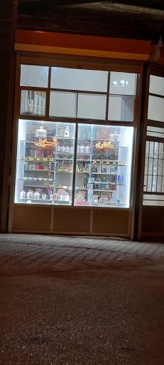 عکس گالری ظروف آشپزخانه نور