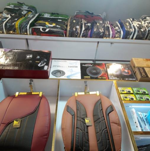 عکس فروشگاه لوکس خودرو خاص