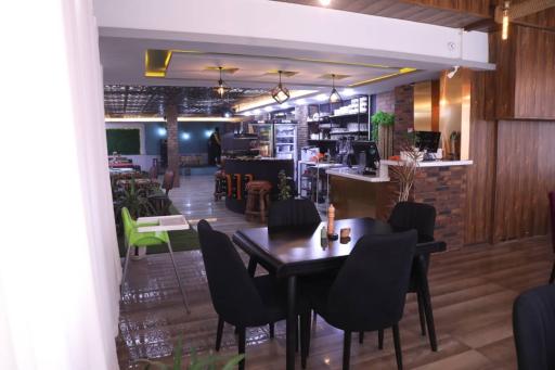 عکس کافه ترول