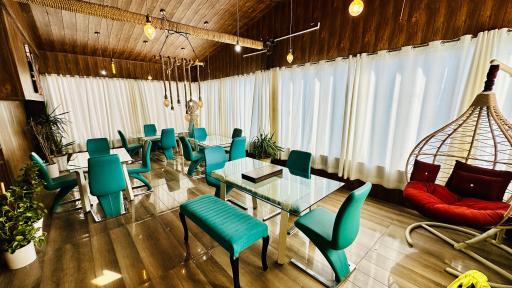 عکس کافه ترول