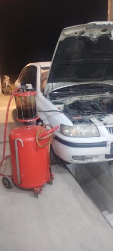 عکس تعویض روغن و پنچرگیری و بالانس محمد