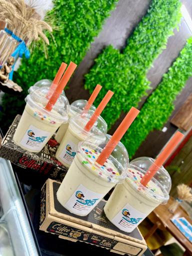 عکس کافه تریا آداک ویتامین