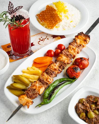 عکس رستوران پسرخاله