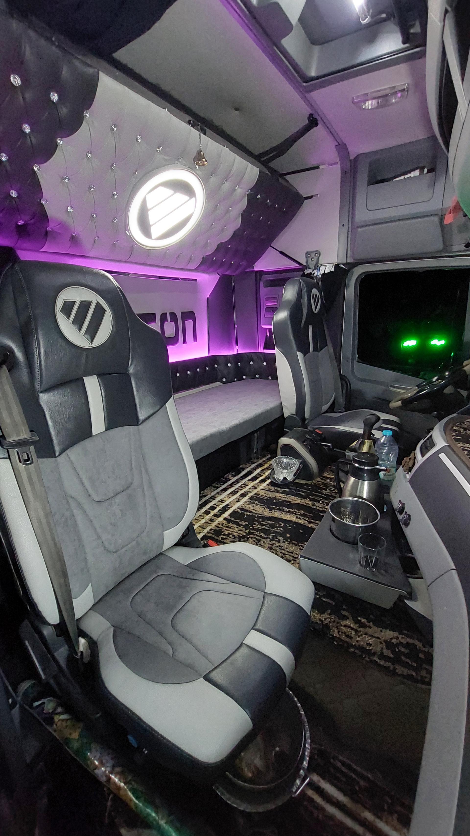 عکس خدمات تودوزی دکورتراک