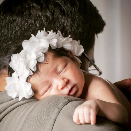 عکس آتلیه  کودک و بارداری فندق